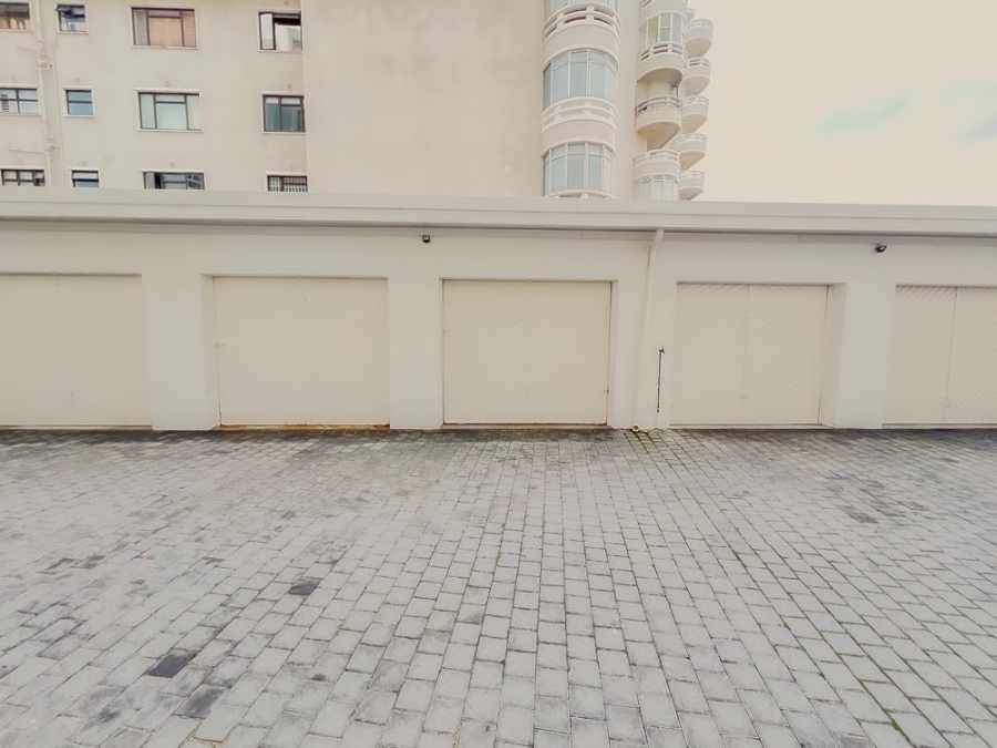 To Let 2 Bedroom Property for Rent in Sea Point Western Cape